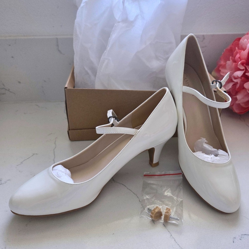 Camssoo White Patent Mary Jane Kitten Heel Pumps Round Toe Ankle Strap Size 8